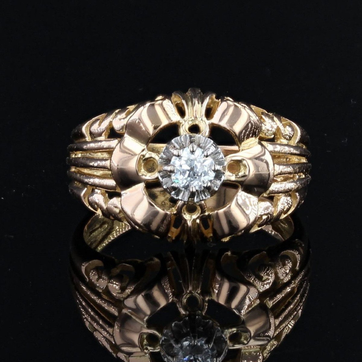 Vintage Openwork Gold And Diamond Ring-photo-3