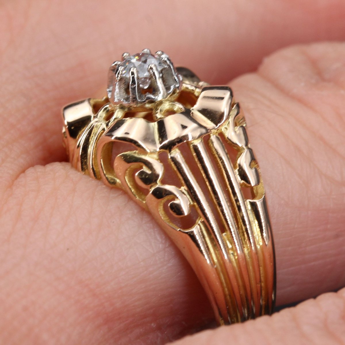 Vintage Openwork Gold And Diamond Ring-photo-5