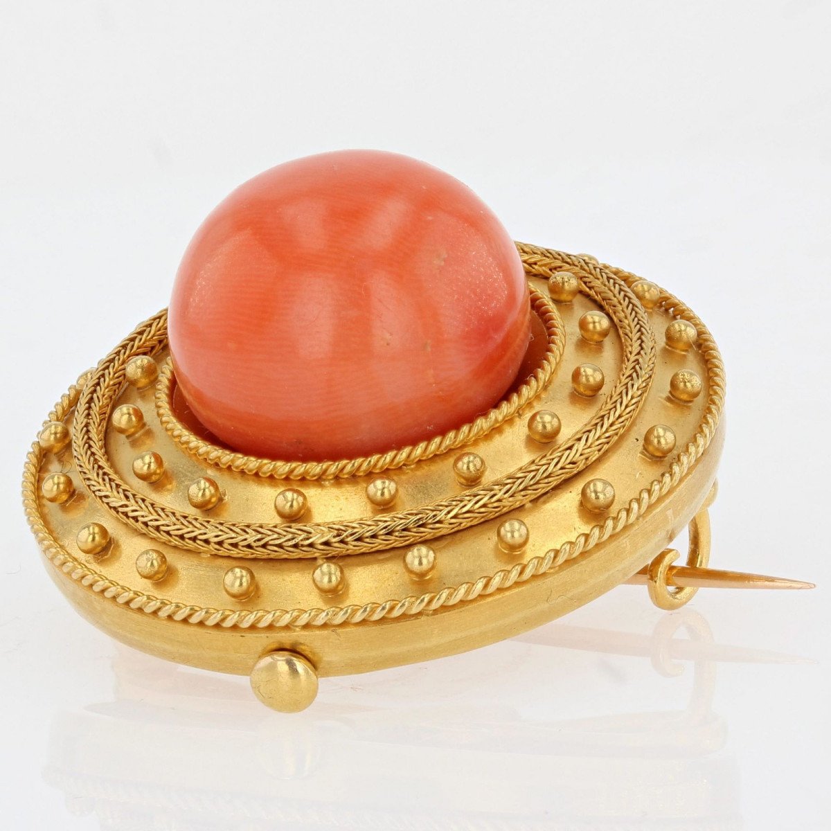 Antique Brooch In Matt Yellow Gold And Its Coral Pearl-photo-1