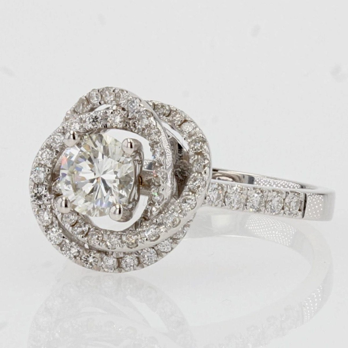 White Gold Flower Diamond Ring-photo-3