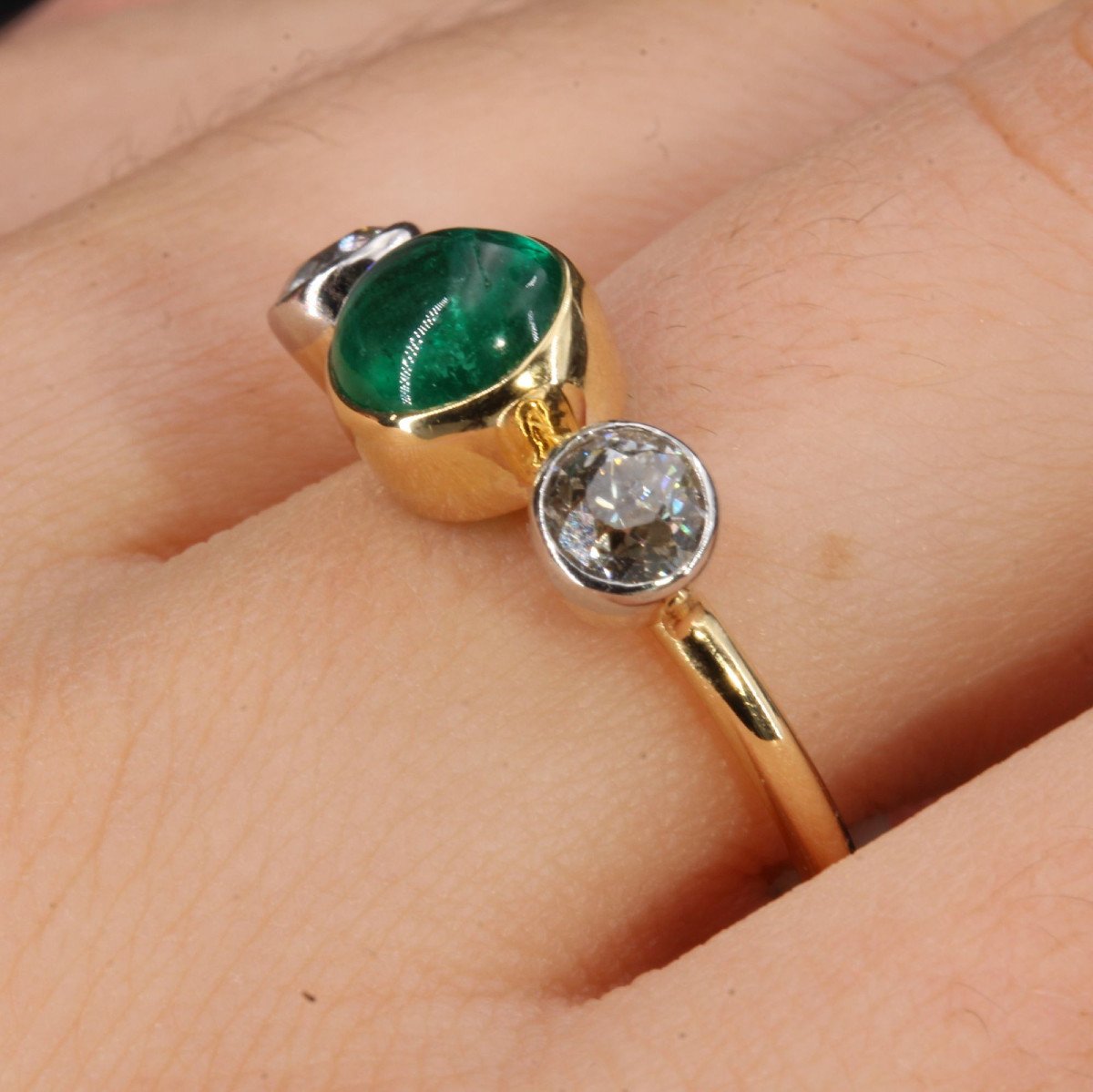 Emerald Cabochon And Diamonds Ring-photo-5