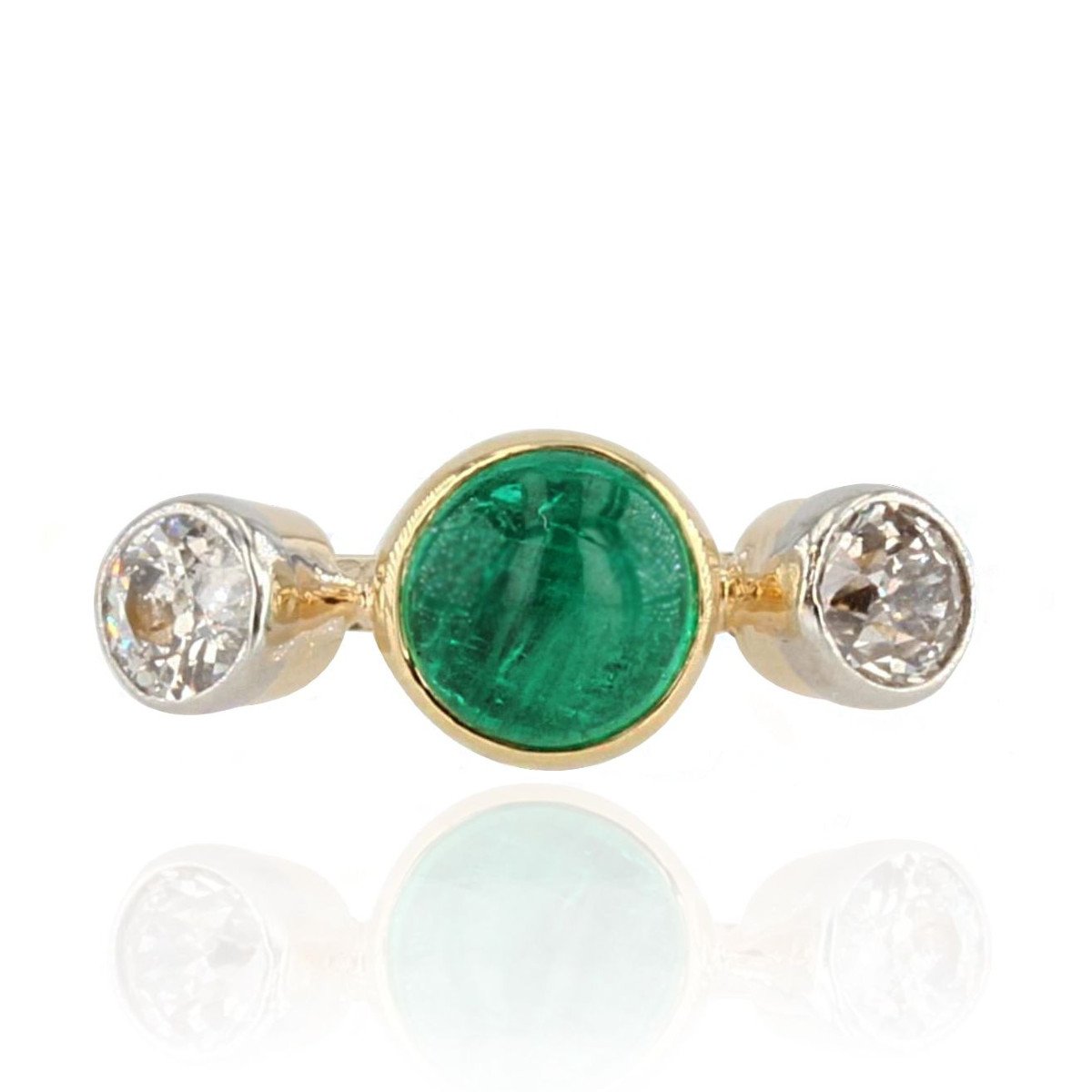 Emerald Cabochon And Diamonds Ring