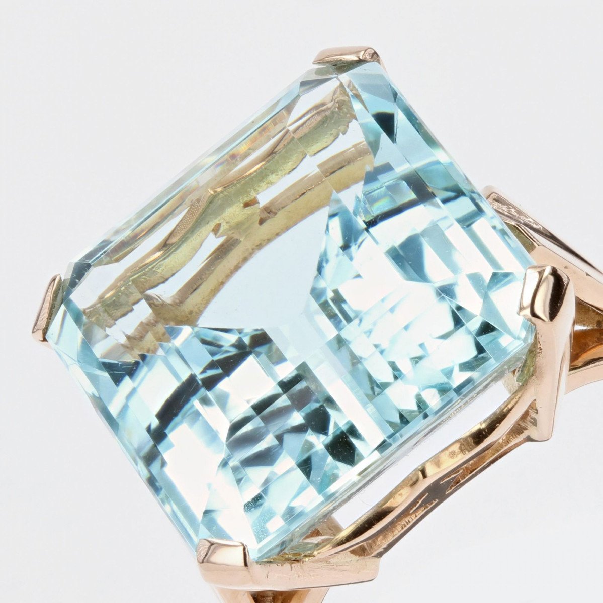 Old Aquamarine Ring Mounted On Rose Gold-photo-4
