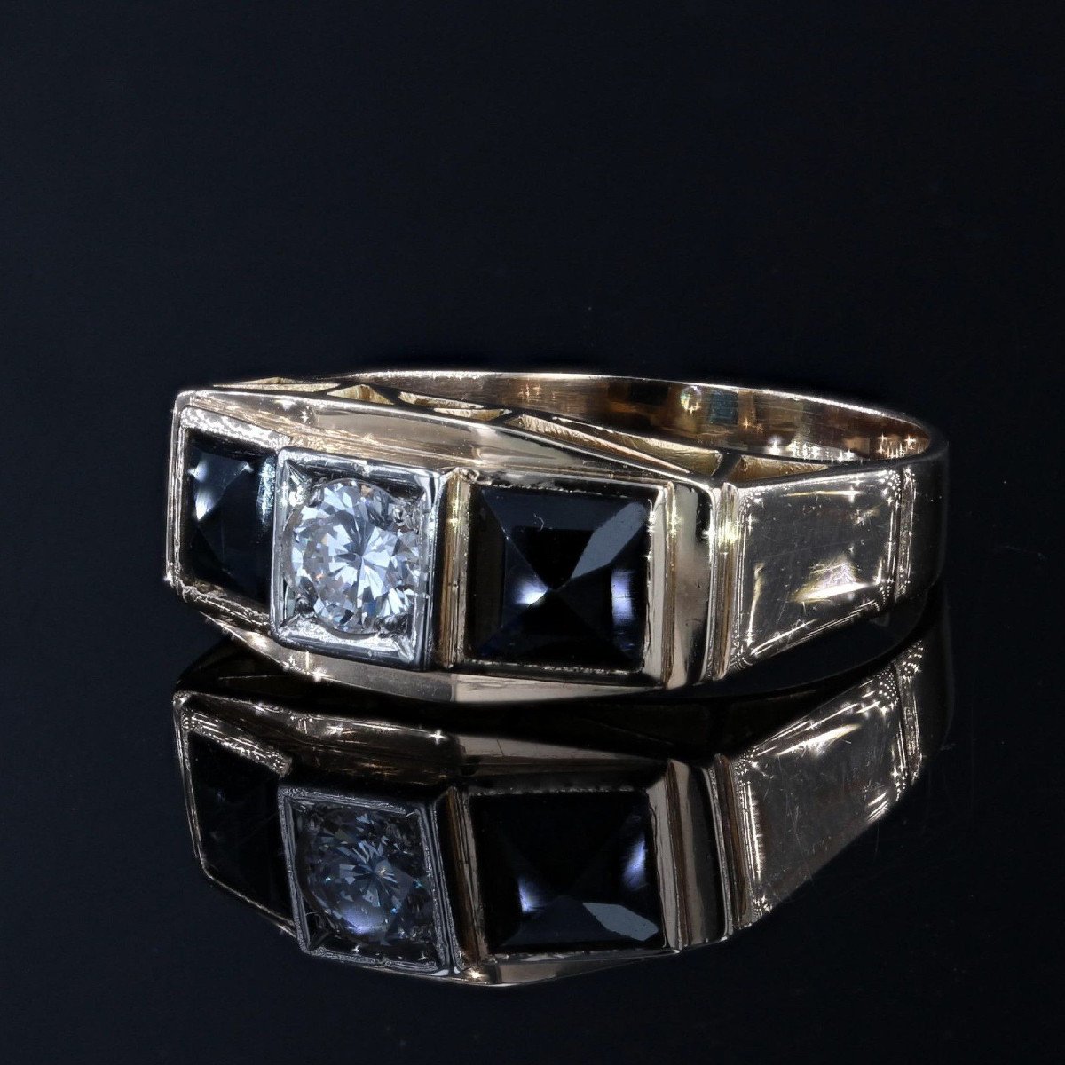 Art Deco Ring Sapphires And Diamonds In Garter-photo-4