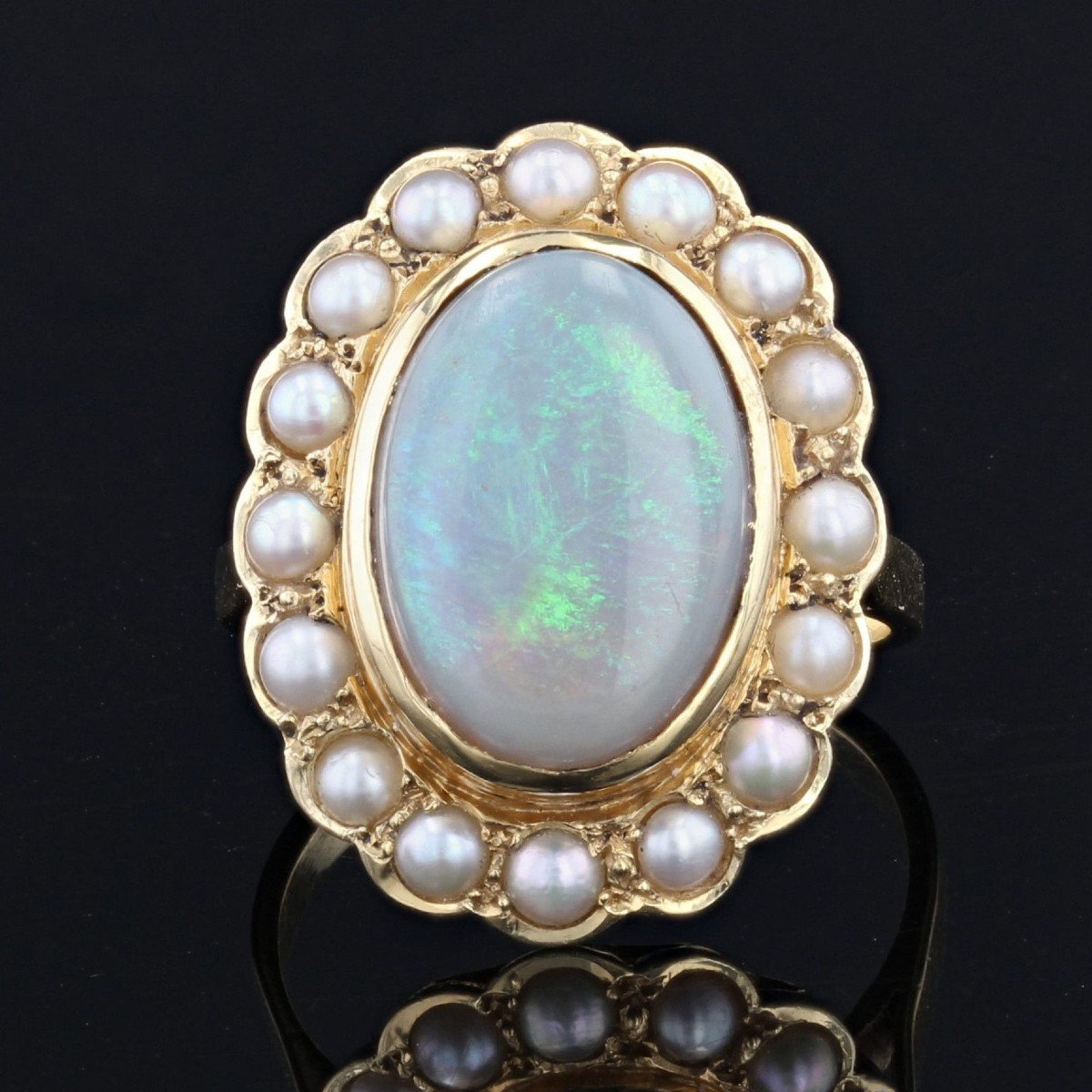 Opal And Pearl Ring On Yellow Gold-photo-3