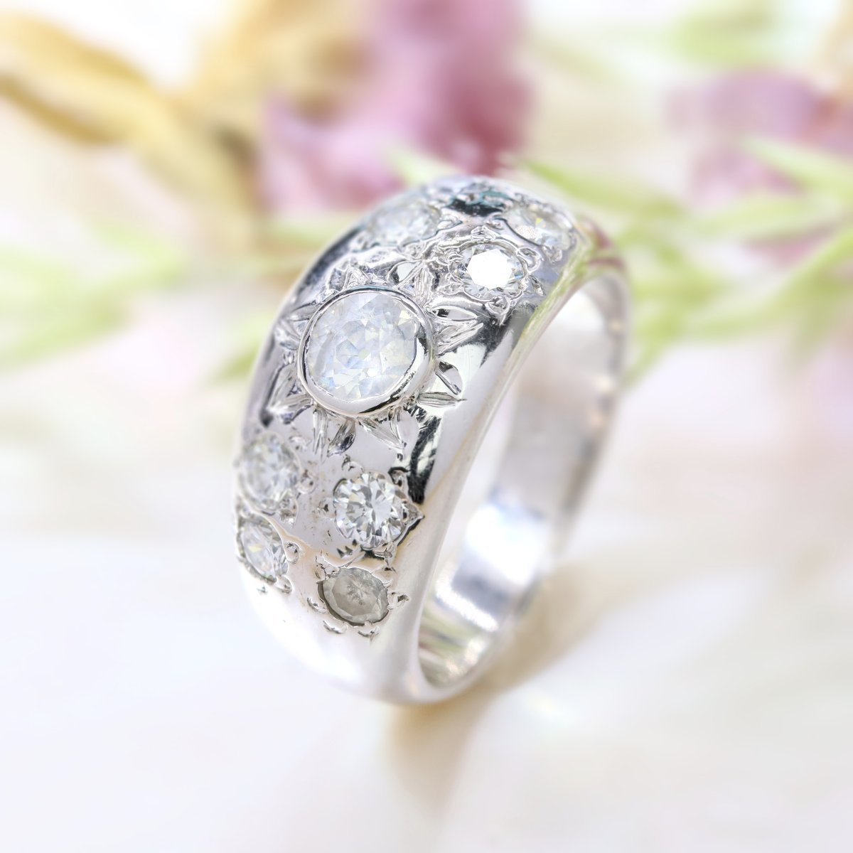 White Gold Diamond Bangle Ring-photo-4