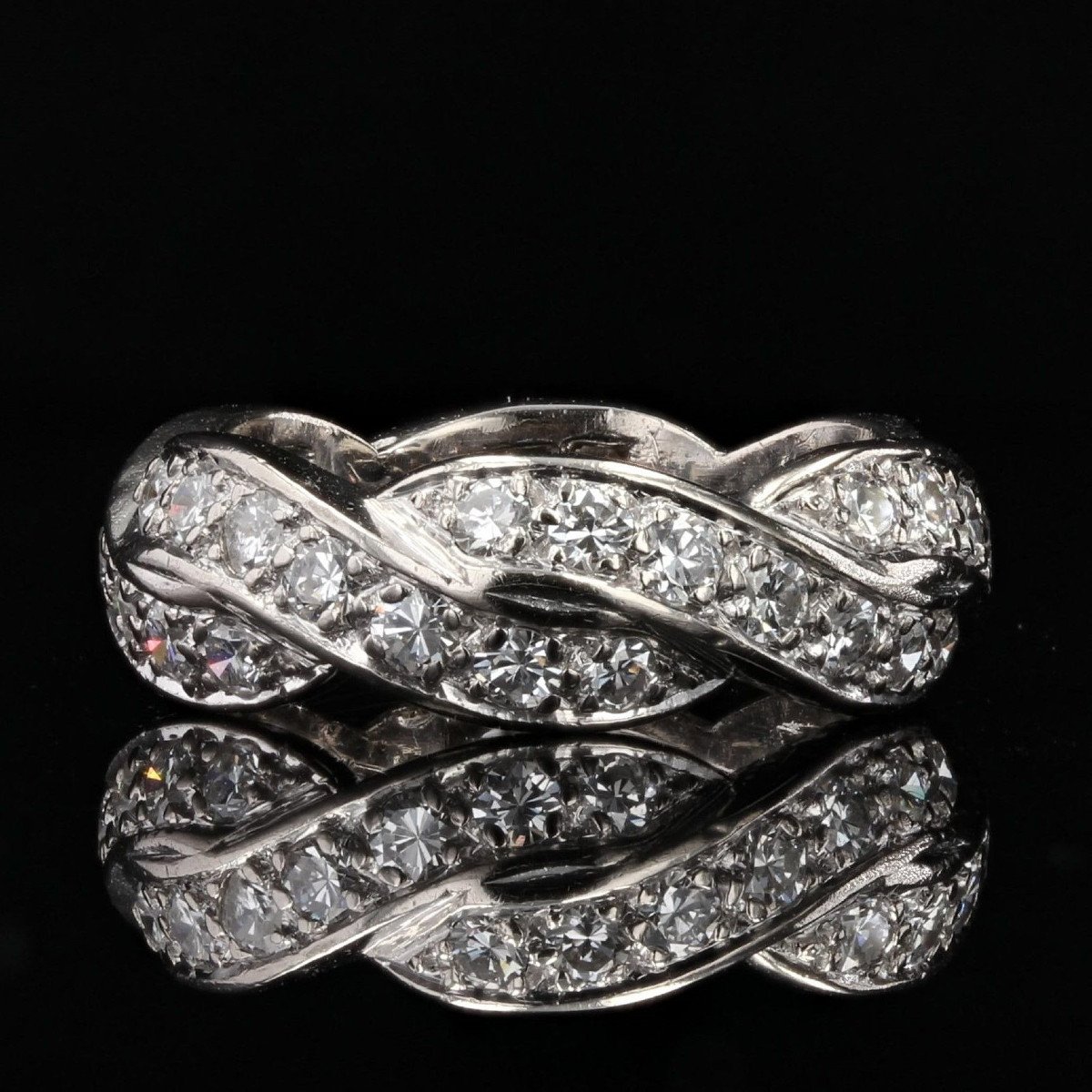Intertwined Diamond Wedding Band-photo-4