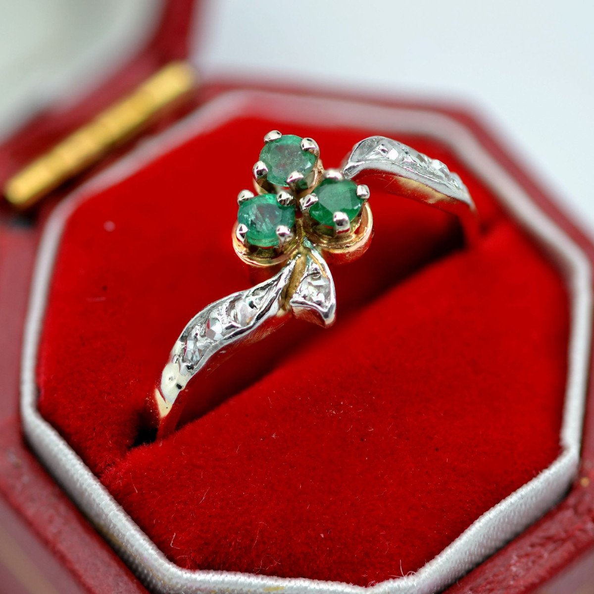 Old Emerald Clover Ring-photo-4