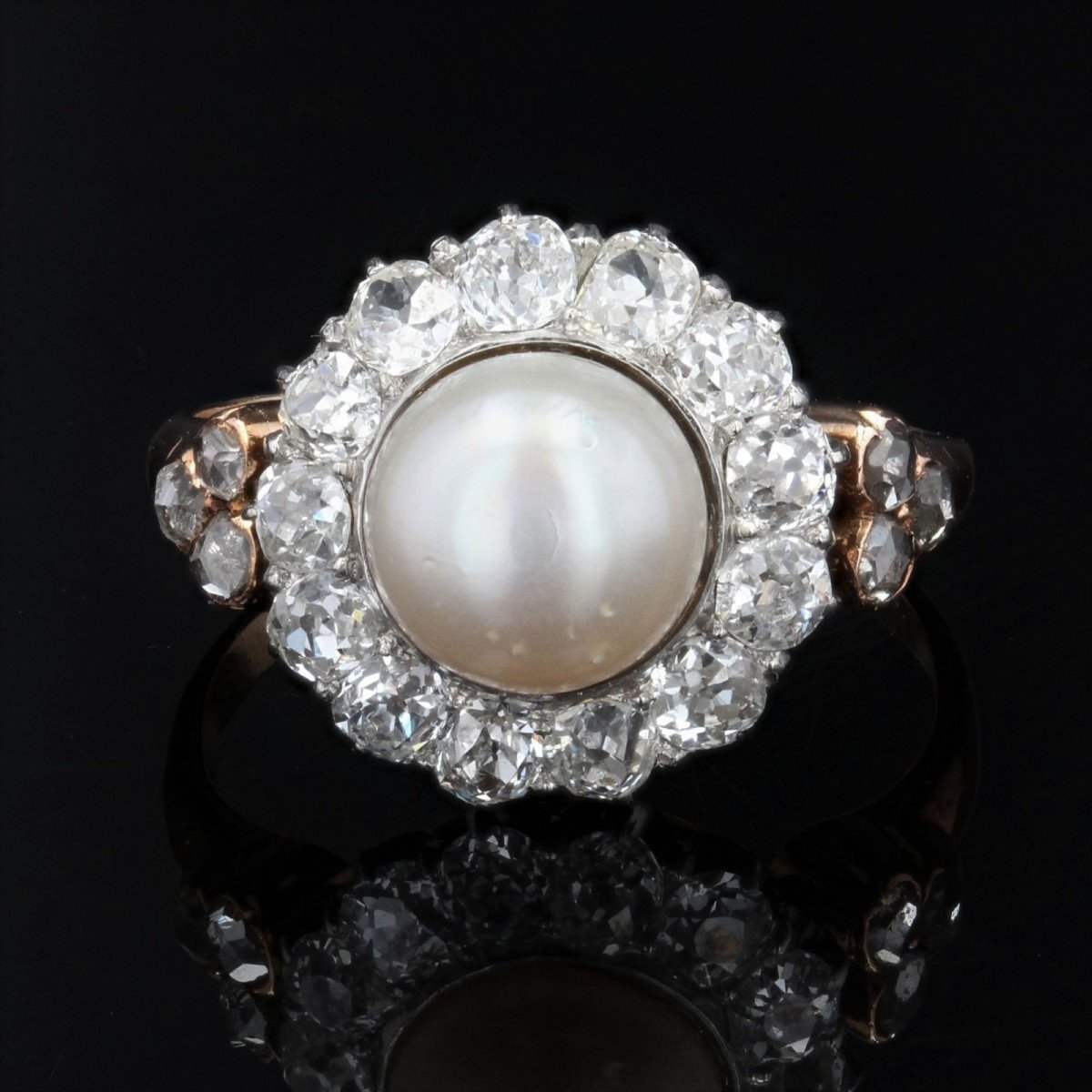 Antique Fine Diamond Pearl Ring In Daisy-photo-3