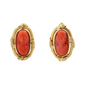 Boucles d'oreille anciens Clip camées corail