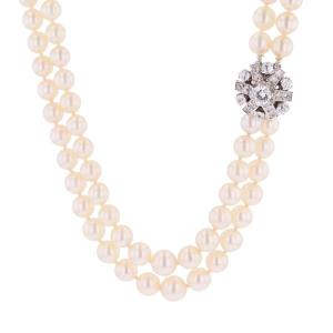 Collier double rang de perles et son fermoir diamants