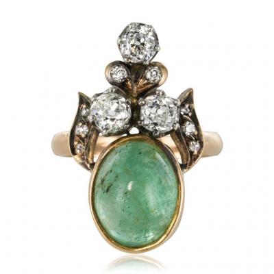 Emerald Duchess Ring Cabochon And Diamonds