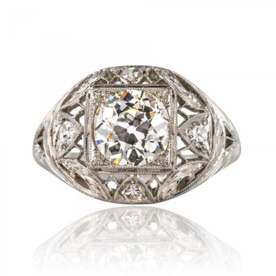 Old Platinum Lace Diamonds Ring