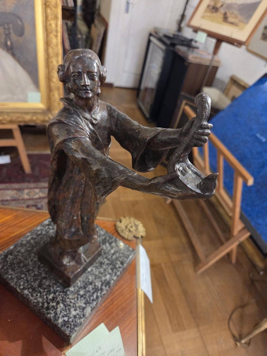 vestale bronze de W Otto-photo-4