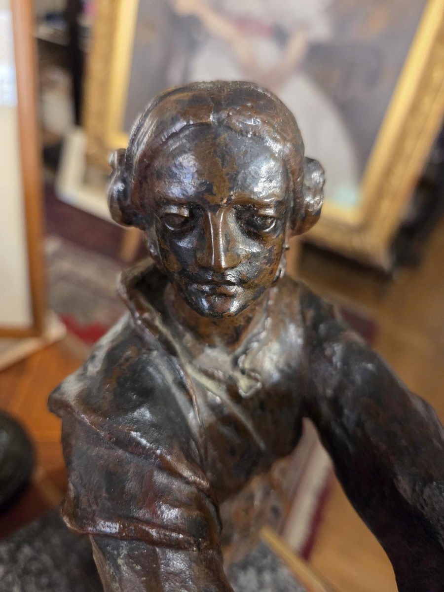 vestale bronze de W Otto