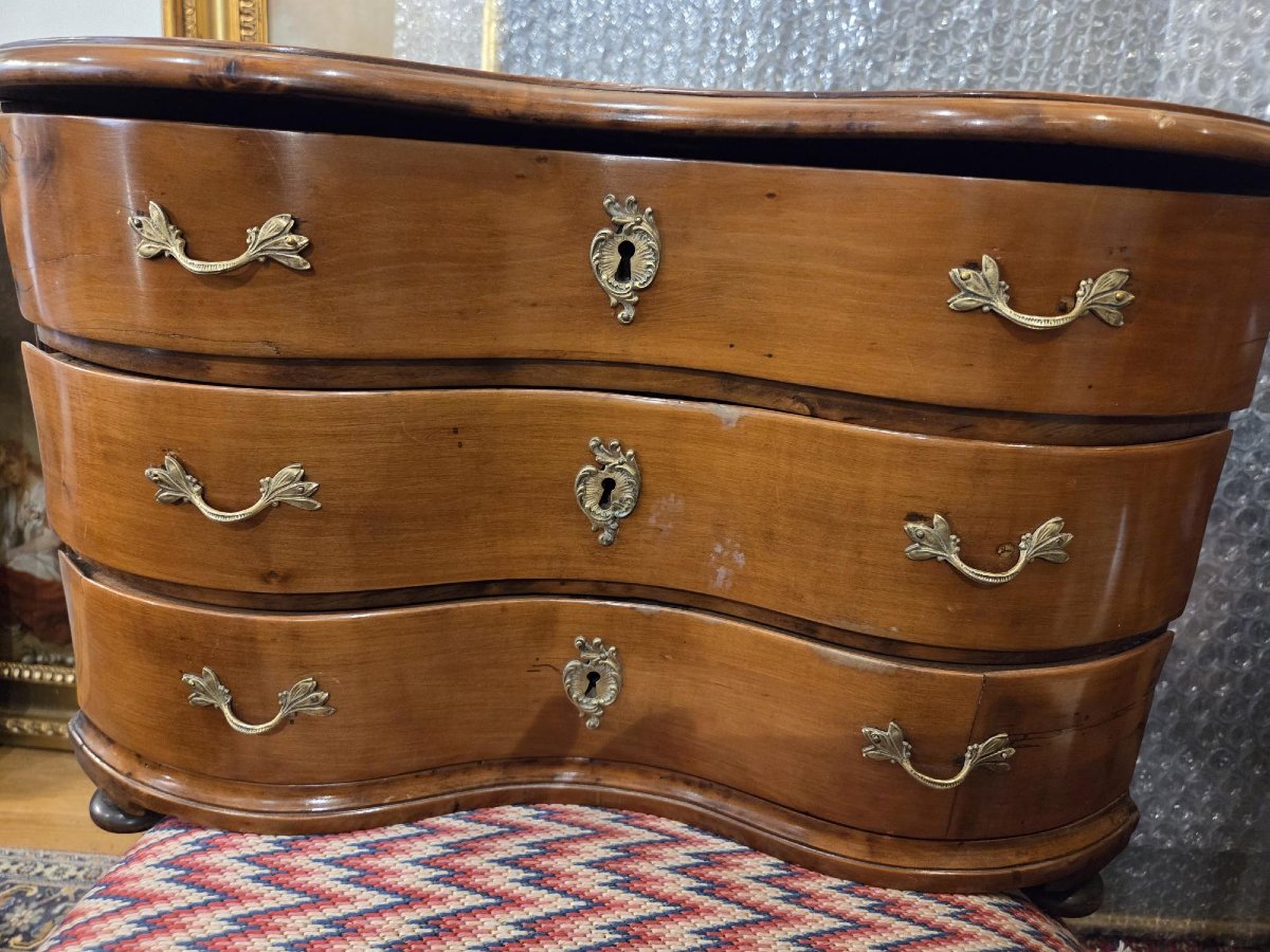 ravissante commode de maitrise 18 eme