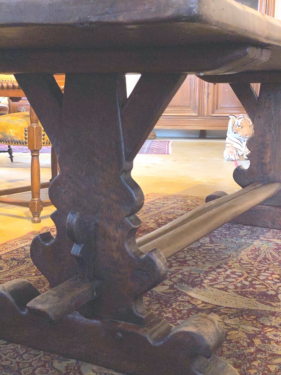 17th Century Monastery Table In Solid Walnut, Uprights With Keys Tray In 2 Planks-photo-2