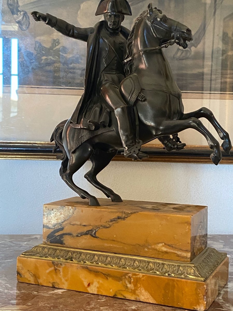 Sculpture En Bronze  De  Napoléon  Empereur Des Français  d'Après  Le Tableau De  Carle  Vernet-photo-1