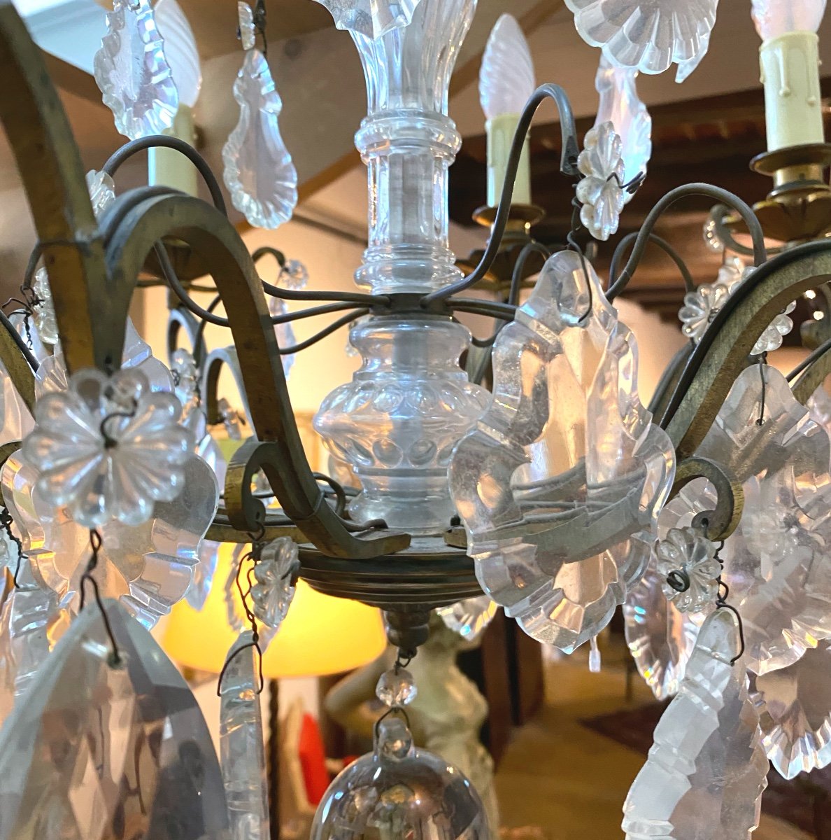Chandelier With Crystal Tassels On Gilt Bronze Frame-photo-5