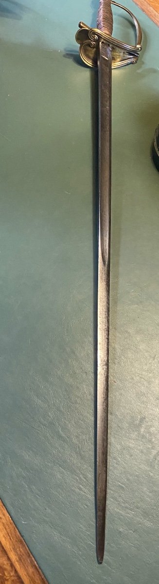Officer's Sword Of The Guards From The 18th Century  Helmet Directoire Consulate With Engraved Decor  -photo-4