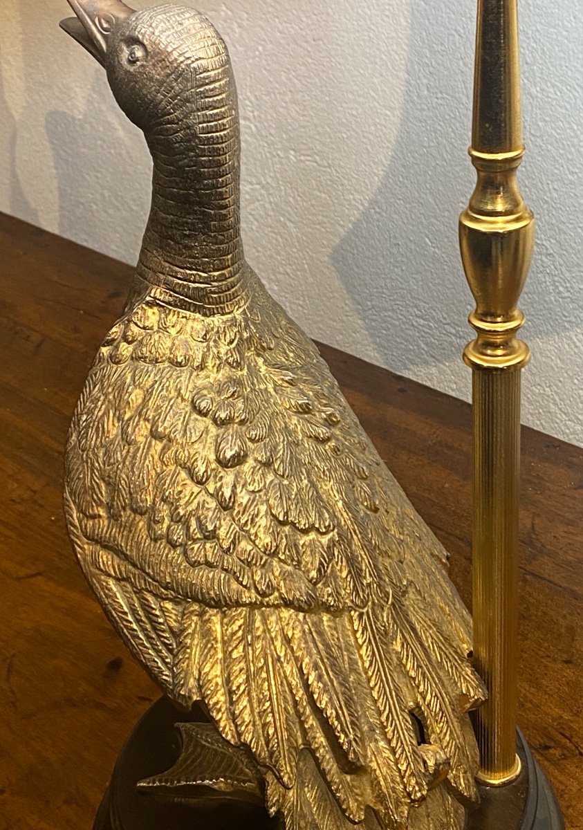  Maison Charles Sculture Mandarin Duck Lamp In Gilt Bronze Pagoda Lampshade In Raffia -photo-2