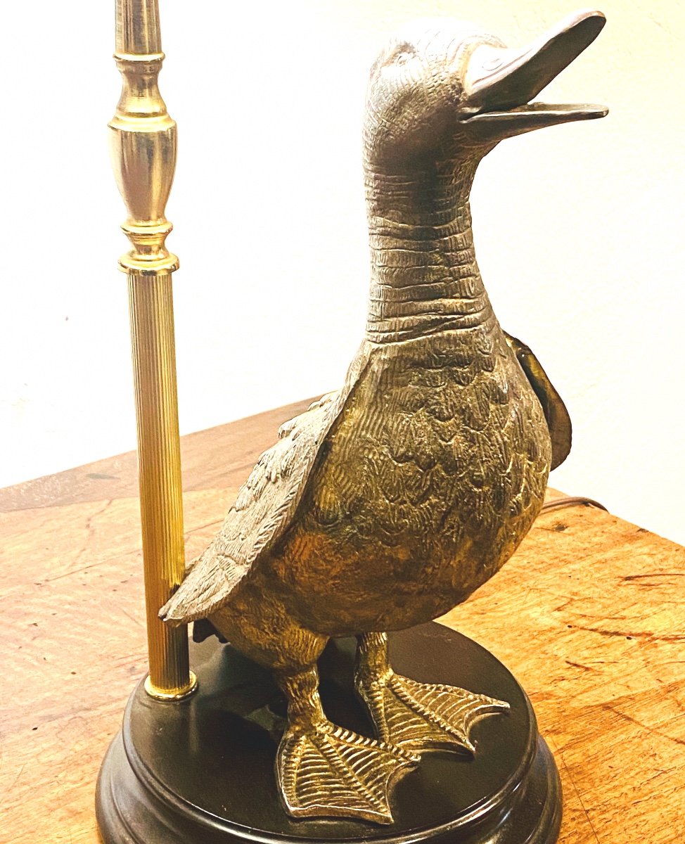  Maison Charles Sculture Mandarin Duck Lamp In Gilt Bronze Pagoda Lampshade In Raffia -photo-7