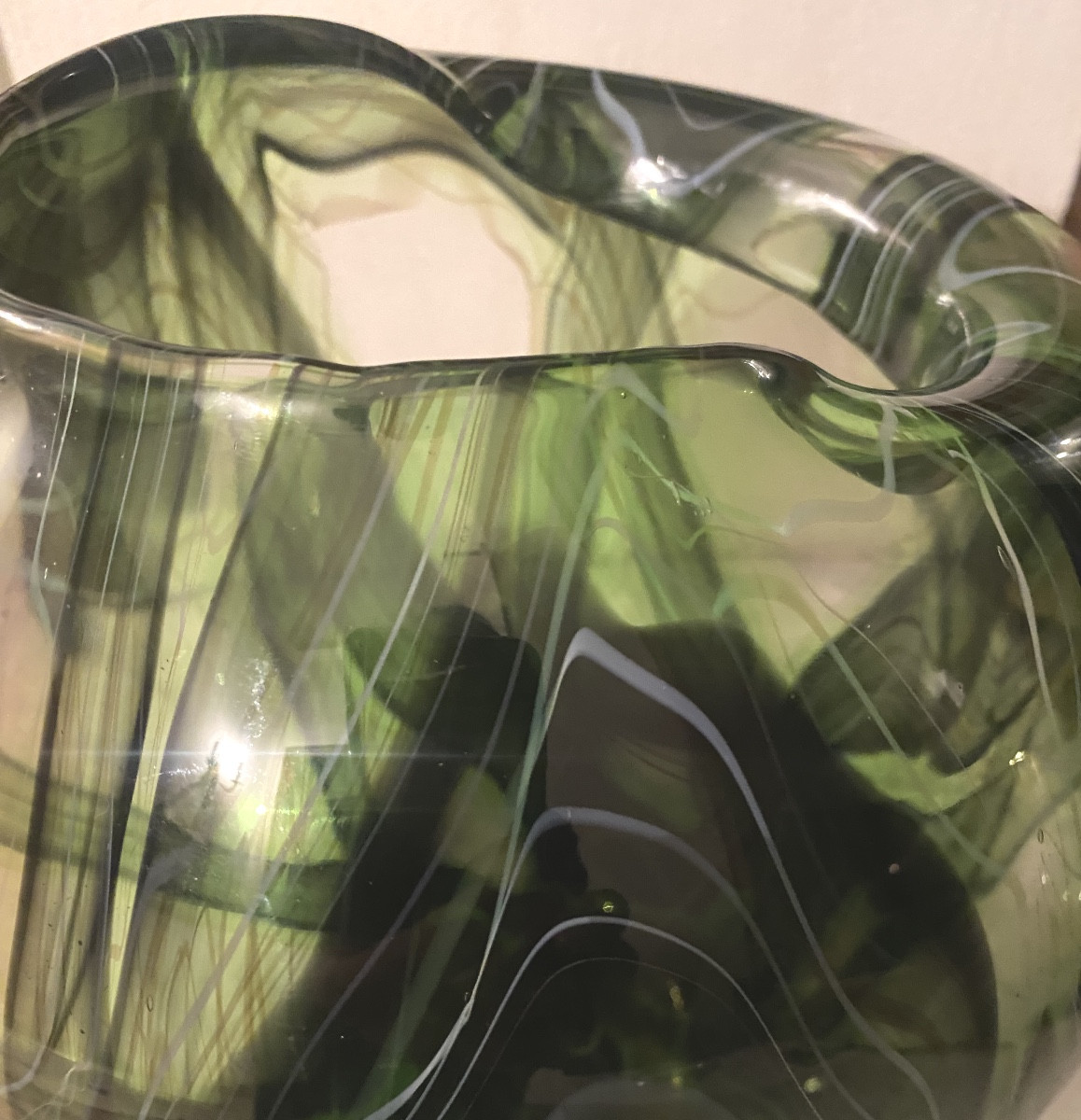   Flottement  d''herbes  Aquatiques  Dans  Un Vase  Bombé    En Verre De   Murano-photo-7