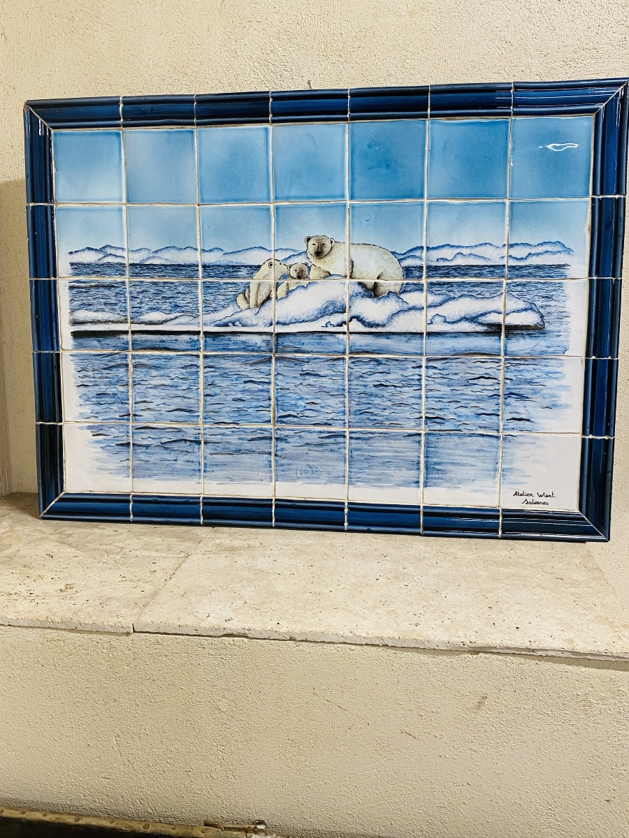 In Alaska, Polar Bears On A Ridden Ice Floe   Atelier Wiart Salernes-photo-1