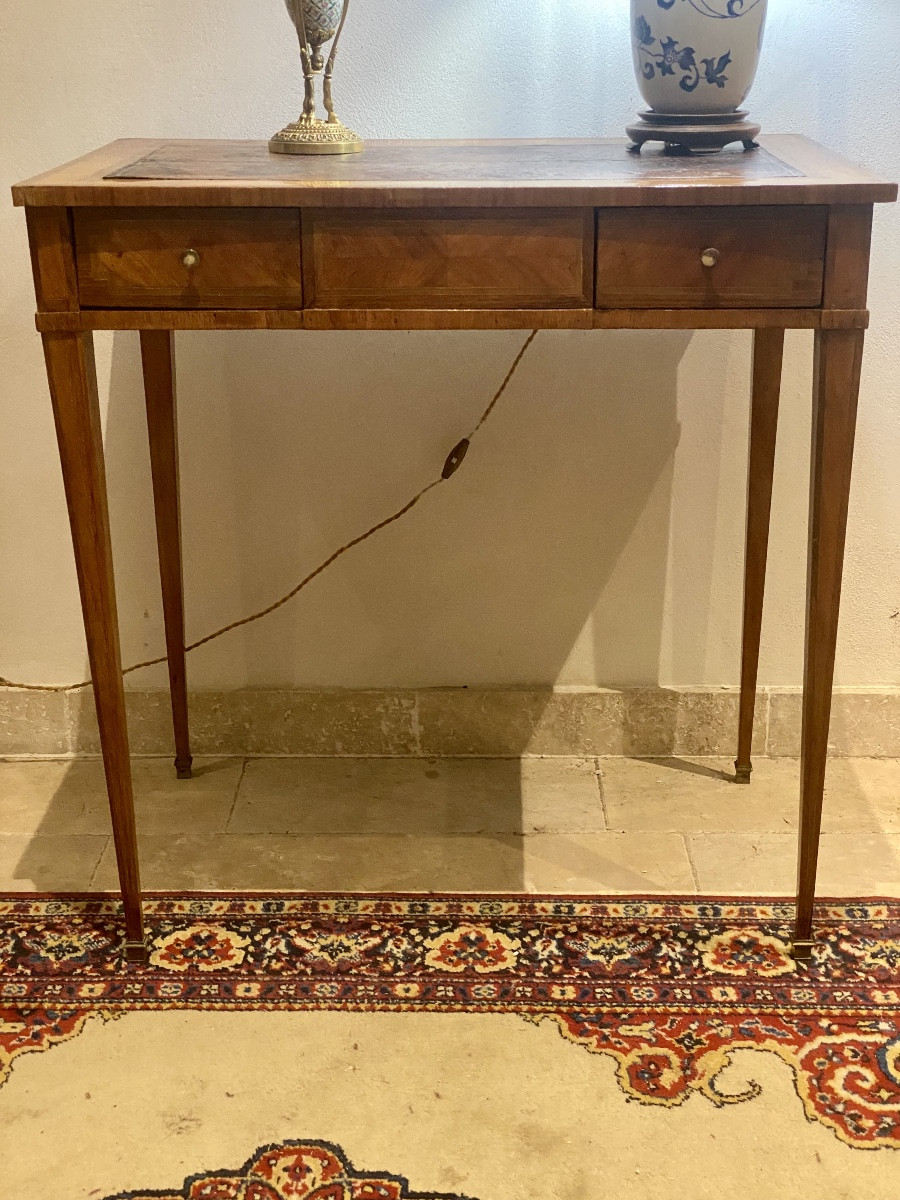 Small Louis XVI Period Precious Wood Desk With Two Drawers And Original Leather Top  -photo-4