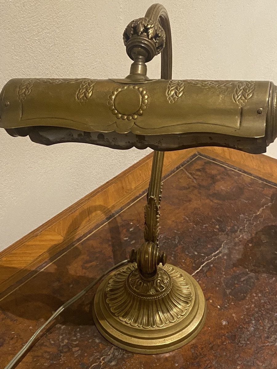 LAMPE    DE BUREAU    XXème   EN    BRONZE   ET   LAITON  À SCULPTURES  DE FEUILLES DE CHÊNE"-photo-1