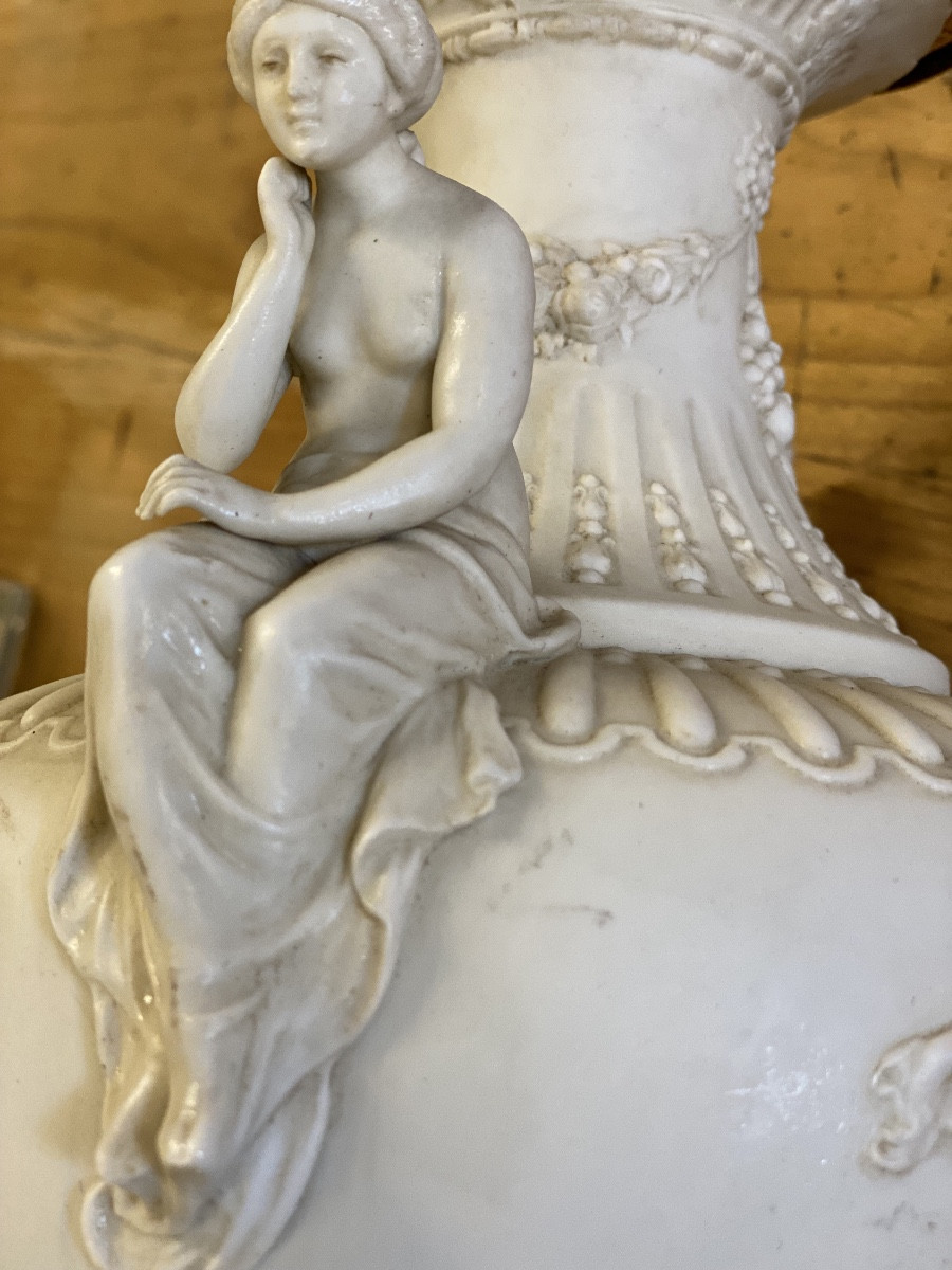 19 Th  Century Capo Di Monte Vase T Porcelain With Neo Classical Patterns Mounted As A Lamp-photo-3