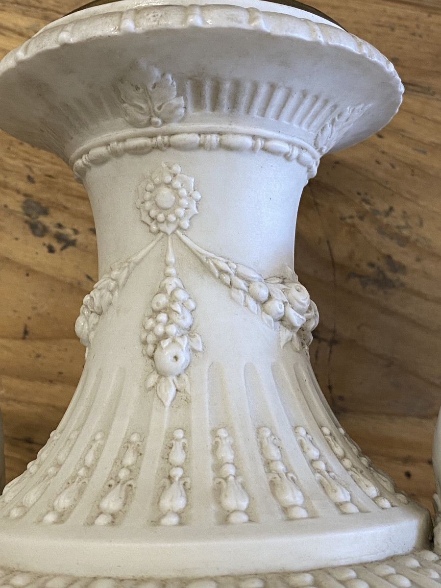 19 Th  Century Capo Di Monte Vase T Porcelain With Neo Classical Patterns Mounted As A Lamp-photo-2