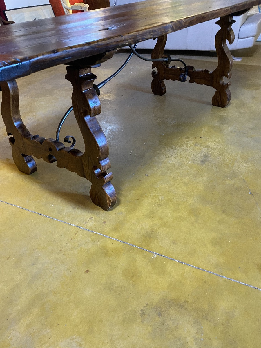 Spanish Chestnut Table, 17th Century -photo-2