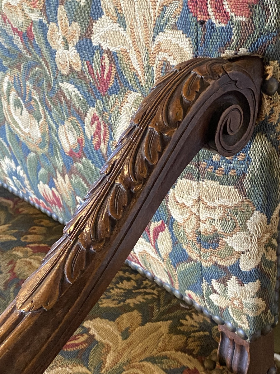 GRANDE BANQUETTE  D'ENTRÉE  XIX  EN  NOYER   GARNIE DE TAPISSERIE À FLEURS  STYLE   LOUIS XIV -photo-3
