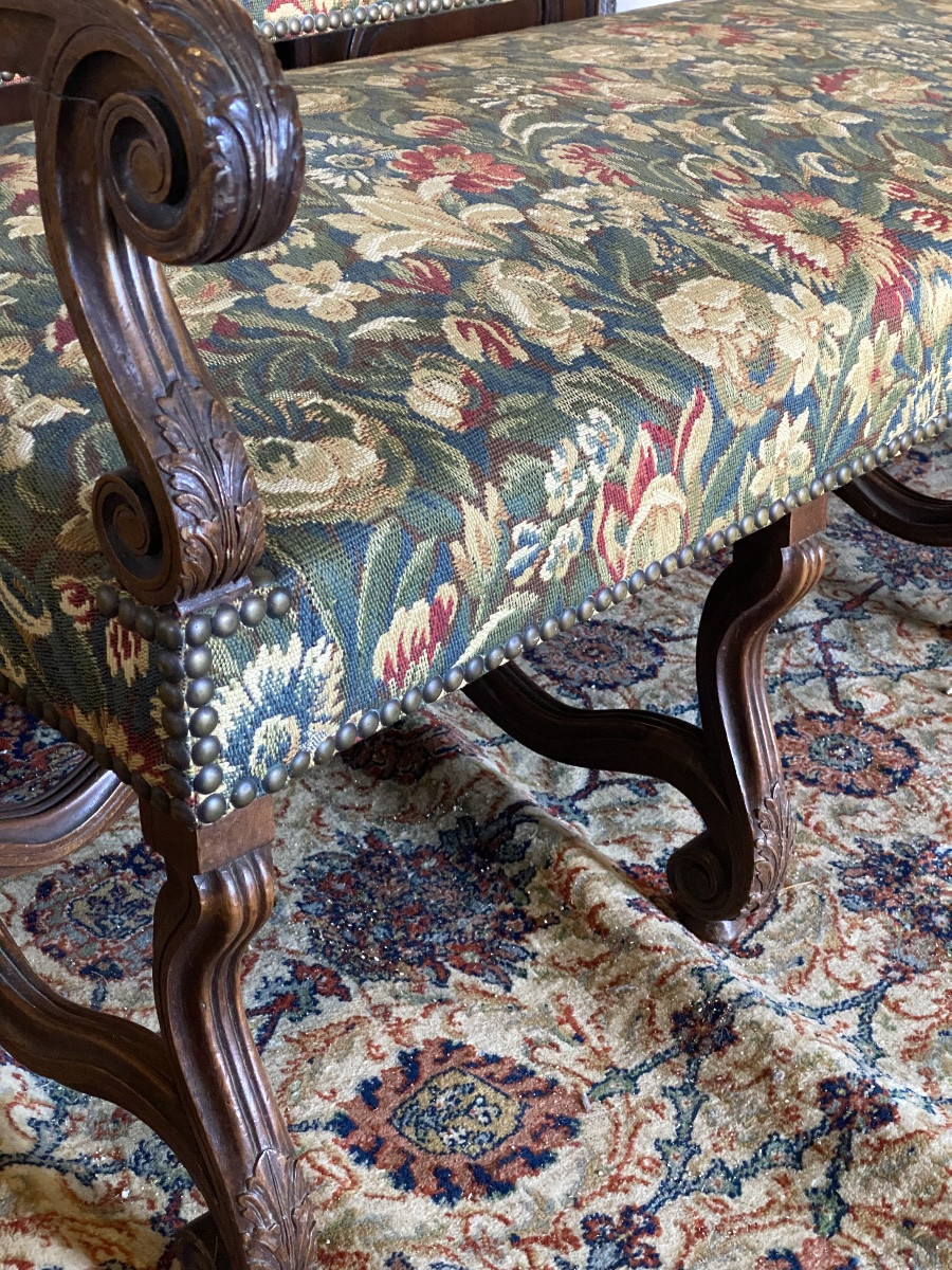 GRANDE BANQUETTE  D'ENTRÉE  XIX  EN  NOYER   GARNIE DE TAPISSERIE À FLEURS  STYLE   LOUIS XIV -photo-6