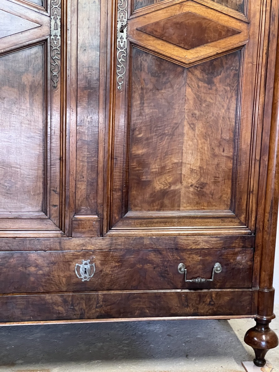 ARMOIRE  PANTALONNIÈRE  EN NOYER ET RONCE DE NOYER  EPOQUE  DIRECTOIRE XVIII ème -photo-1