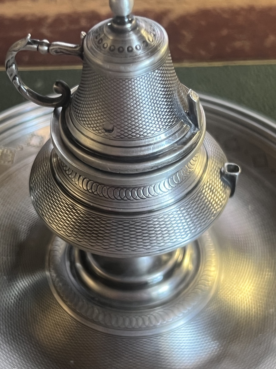 19th-century Solid Silver Hand Candleholder With Extinguisher, Bearing A Hallmark -photo-4