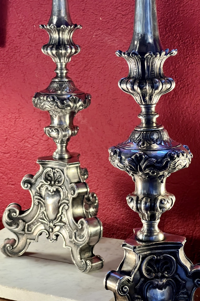   PAIRE    DE  PIQUES   CIERGES   D'AUTEL  EPOQUE LOUIS XIV   ARGENTÉS -photo-1