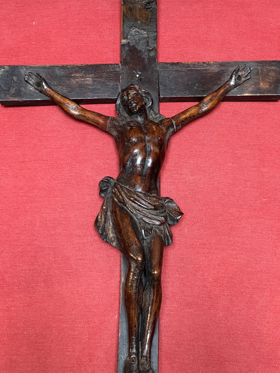 Boxwood Sculpture Of  Christ On The Cross   Period:   Late 17th  To Early  18th Century -photo-4