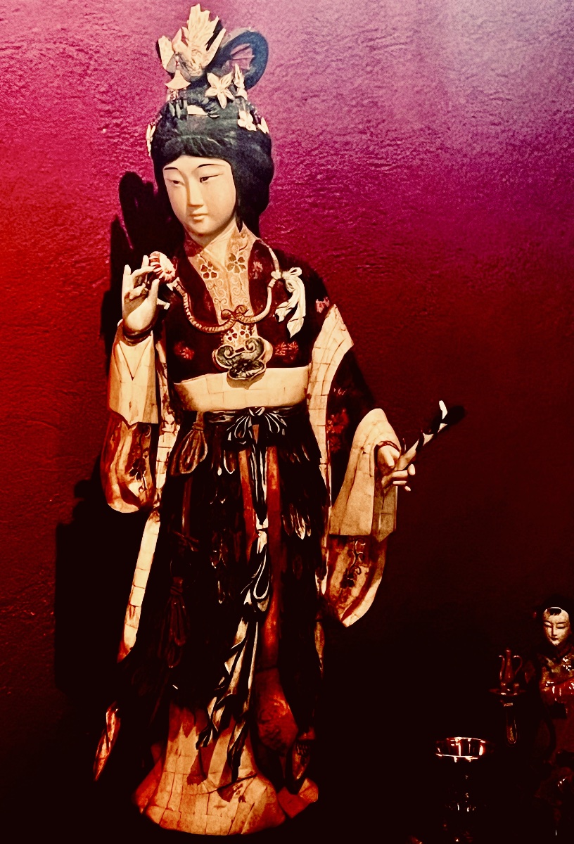  Large 19th-century Chinese Sculpture In Ivory And Polychrome Bone-photo-3