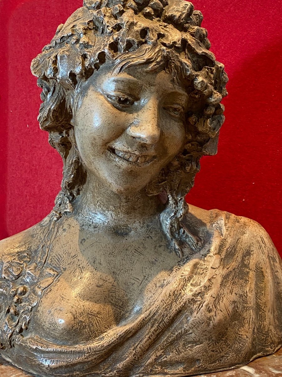Terra Cotta   Sculpture   Of A  Young Girl Smiling      Art Nouveau   Period    Signed Pierre  De  Leonardi-photo-3