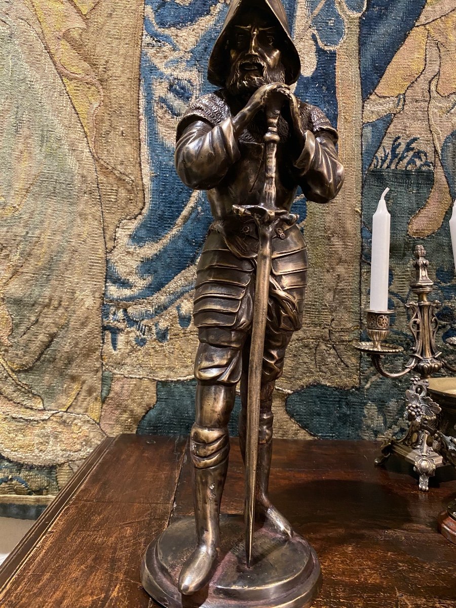   Bronze Sur Pied    De 52 Cm     d'Un      Mercenaire   en armure    Du      XVI  ème  -photo-2