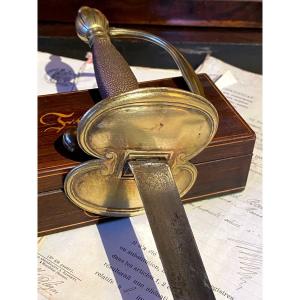 Sword Of Officers Of The Bodyguard Late 18th Century Triangular Blade Engraved Long Live The Nation