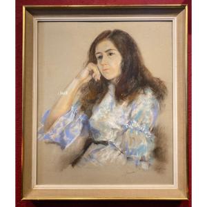 Portrait  Pastel  d'Une     Jeune Femme Pensive    SignÉ  En Bas À Droite 