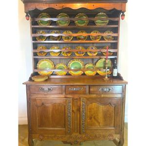 18th Century Dresser In Cherry With Marquetry And Sculptures Of Painted Daisies