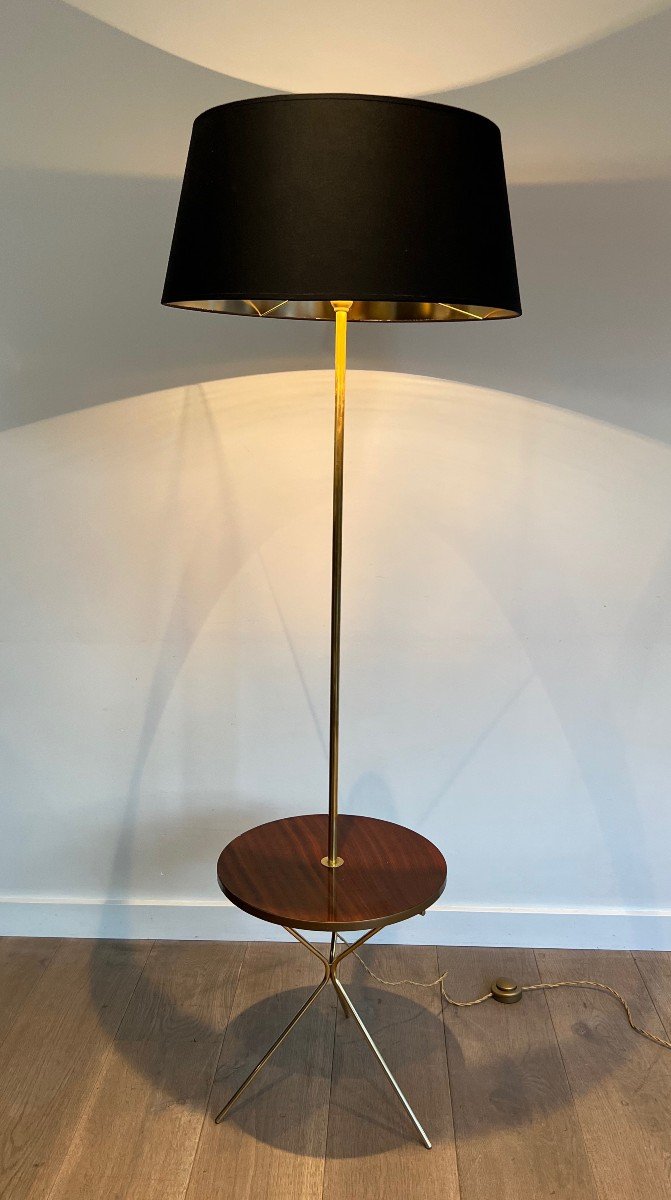 Neoclassical Style Brass Floor Lamp With A Mahogany Shelf In The Style Of Maison Jansen-photo-2