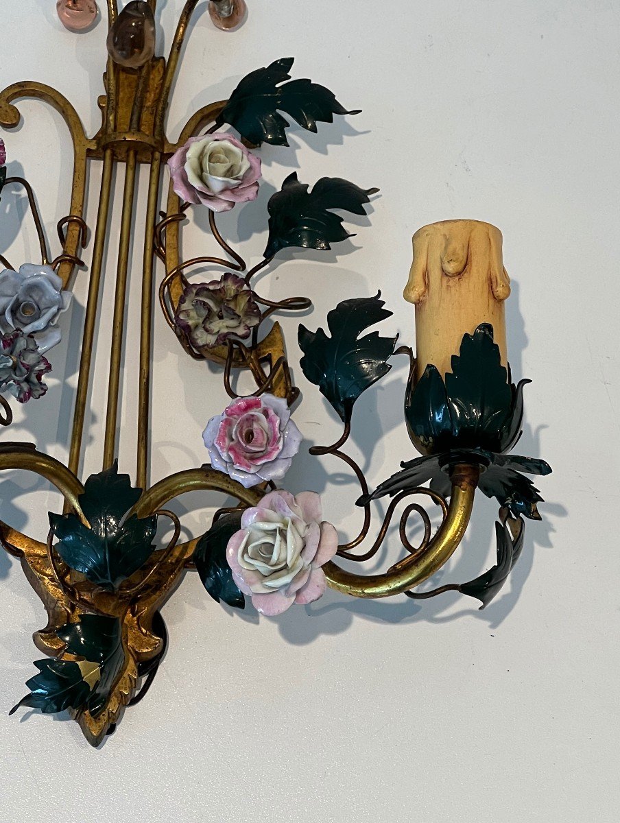Paire d'Appliques En Bronze, Fer Patiné Et Fleurs De Porcelaine. Travail Français. Vers 1940-photo-7
