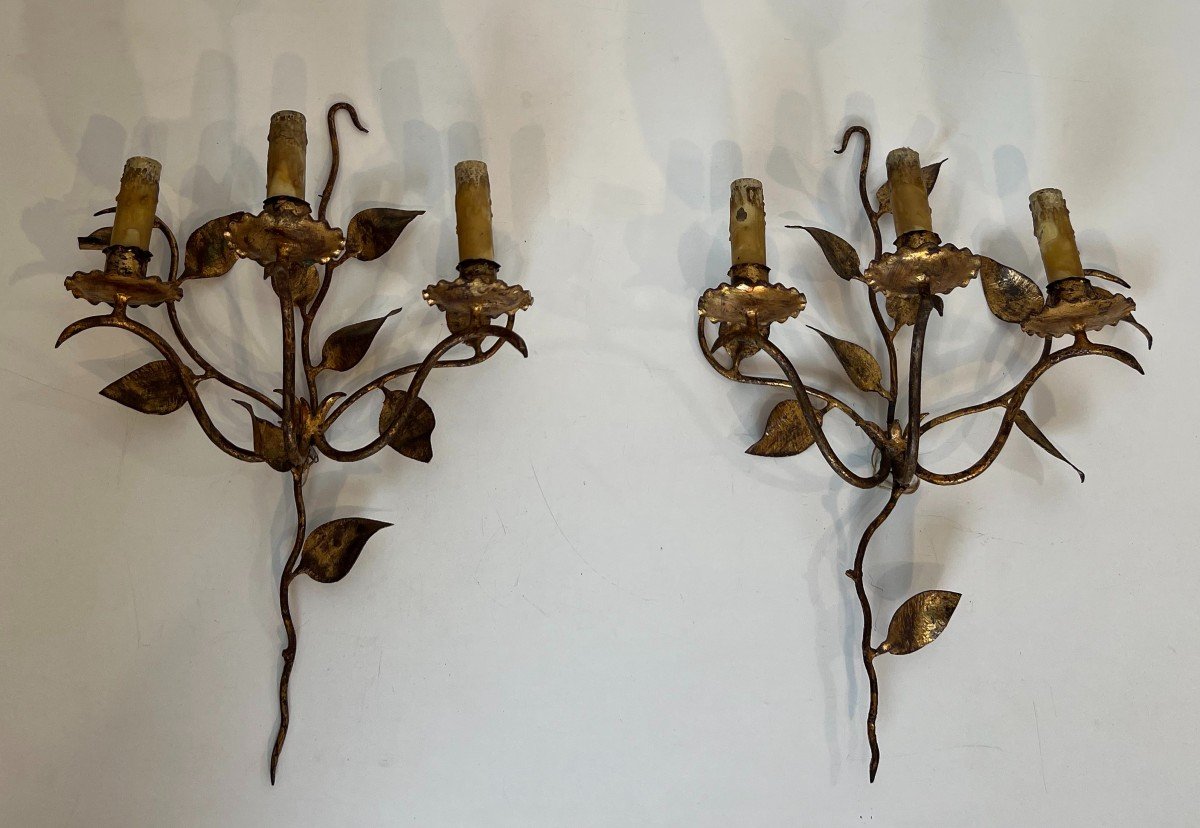 Pair Of 3 Lights Gilt Metal Wall Sconces With Leaves. French Work. Circa 1970-photo-2