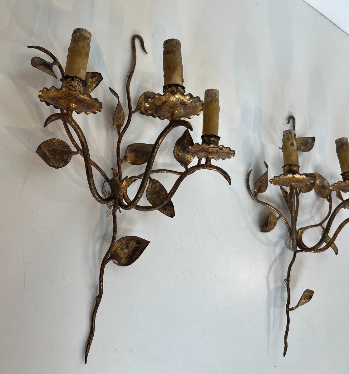 Pair Of 3 Lights Gilt Metal Wall Sconces With Leaves. French Work. Circa 1970-photo-4