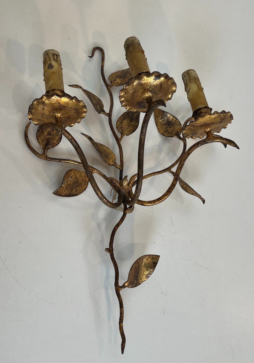 Pair Of 3 Lights Gilt Metal Wall Sconces With Leaves. French Work. Circa 1970-photo-3